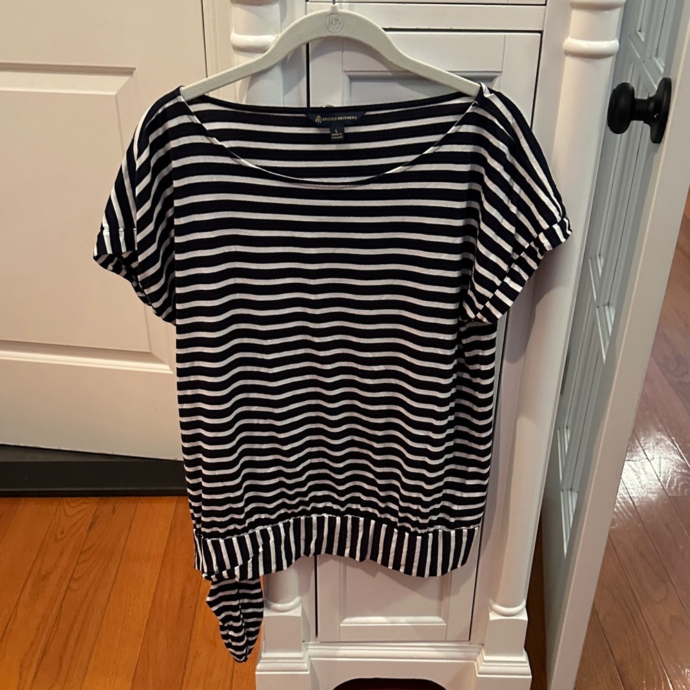 Brooks Brothers Black and White Striped Short Sleeve Tee with Tie